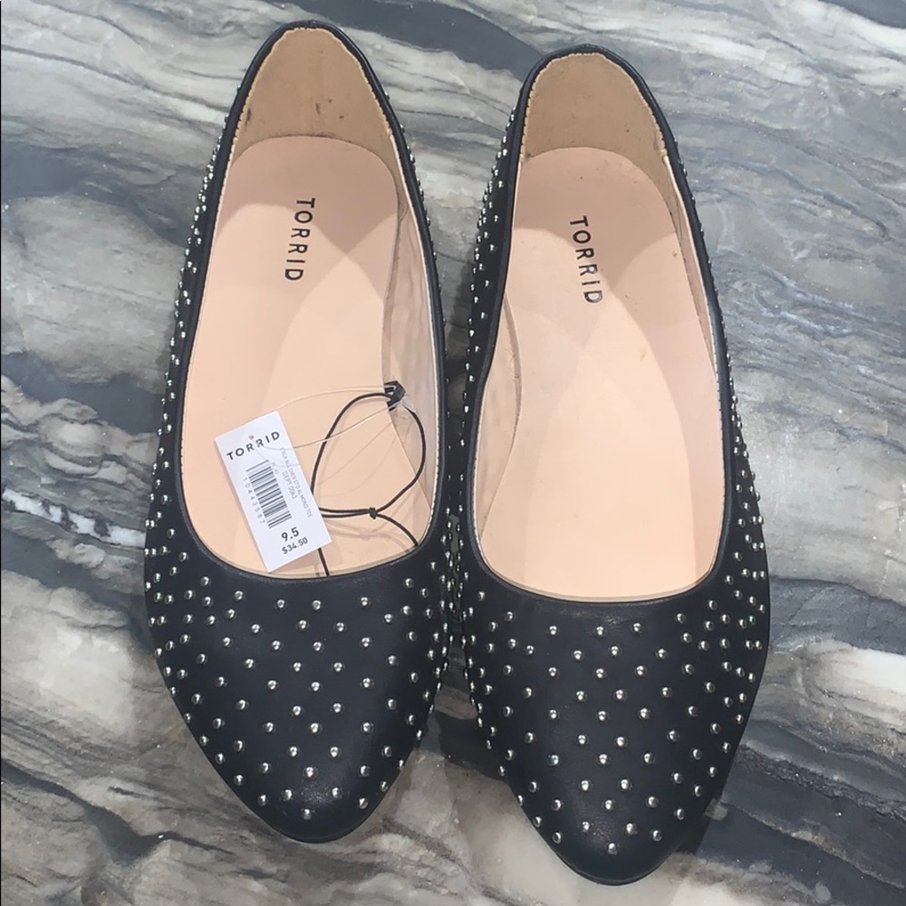 NWT Studded Torrid Flats